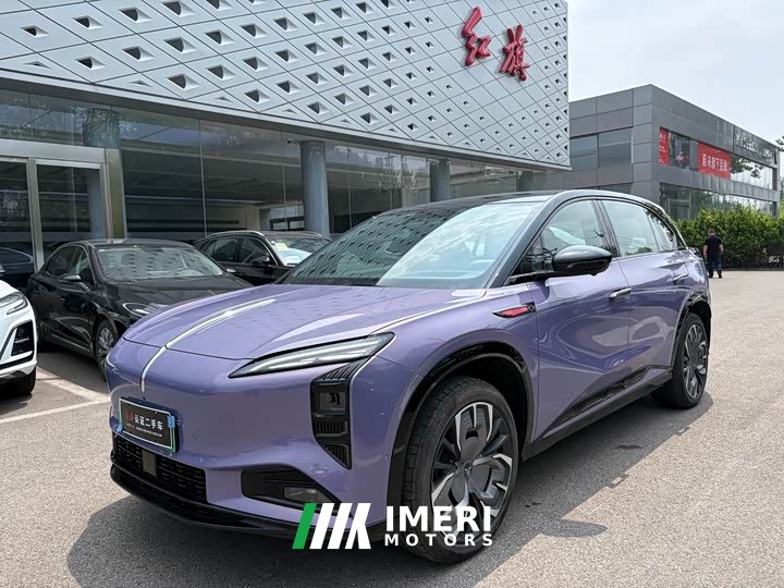 Hongqi Tiangong 08 680 Ultra four-wheel drive version