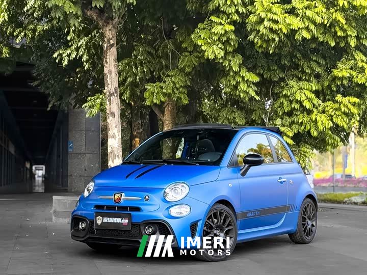 Lynk & Co Abarth 595 2023 1.4T manual