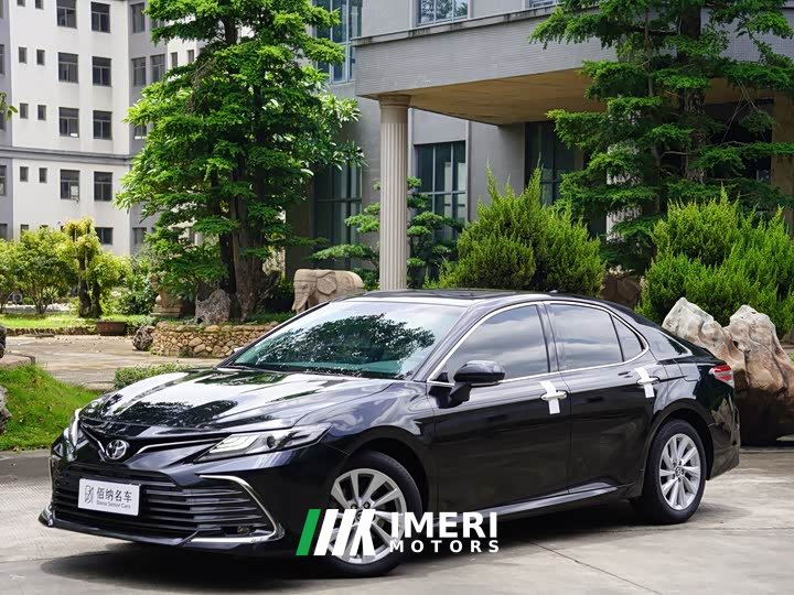 Toyota Camry 2.0G Luxury Edition