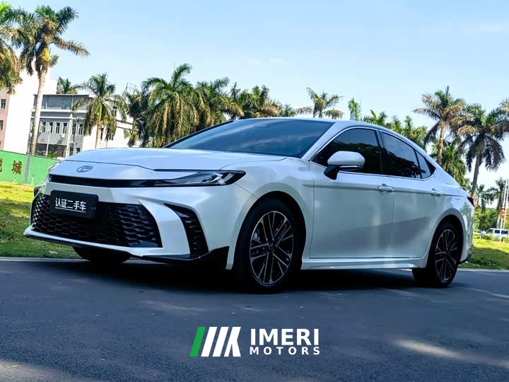 Toyota Camry Hybrid 2.0HSE Sport Lite Edition