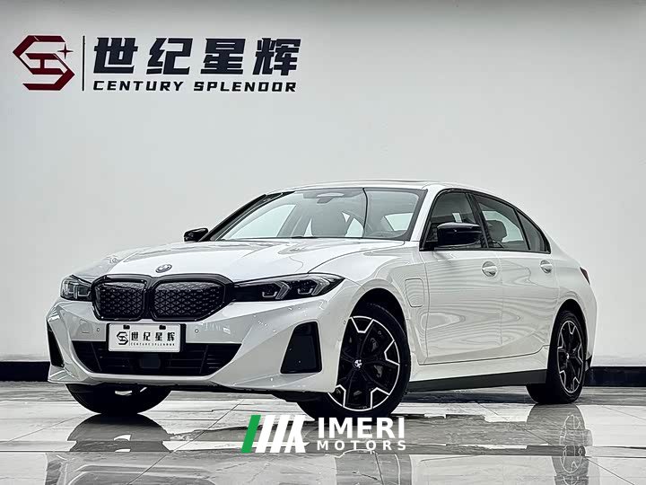 BMW i3 2025 eDrive 40L Night Package