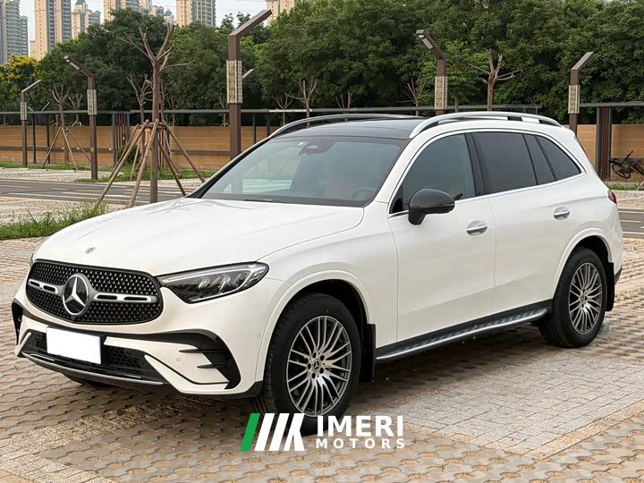 Mercedes-Benz GLC 300 L 4MATIC Dynamic 5-seater