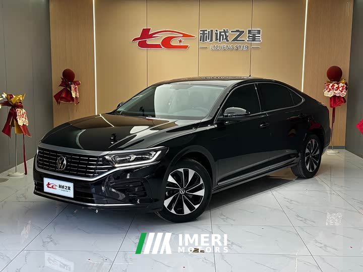 Volkswagen Passat 330TSI Elite Edition