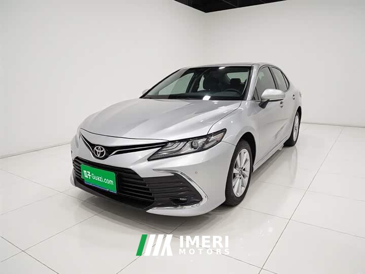 Toyota Camry 2021 2.0G Luxury Edition