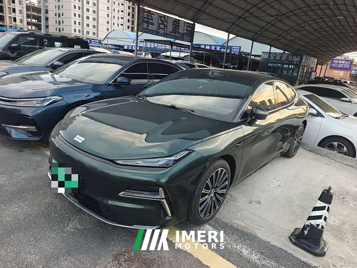 Geely Galaxy Starship 8 130km EM-P Starship Edition