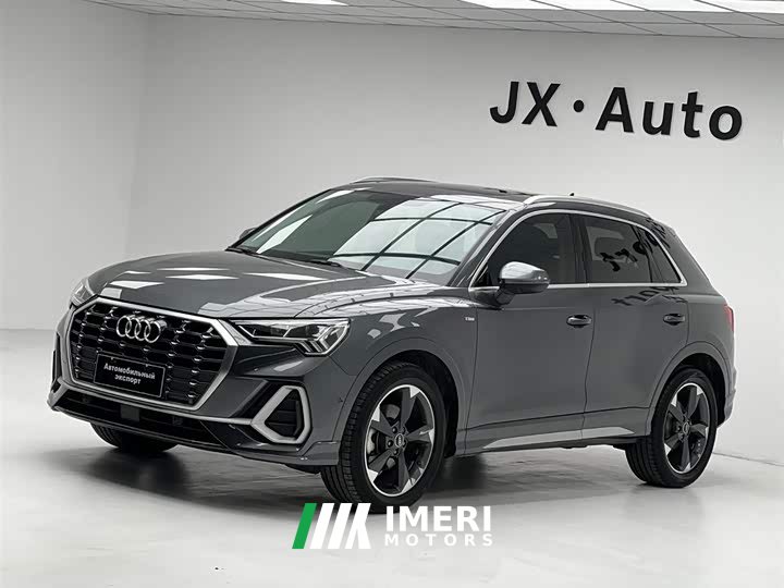 Audi Q3 35 TFSI Fashionable and Dynamic