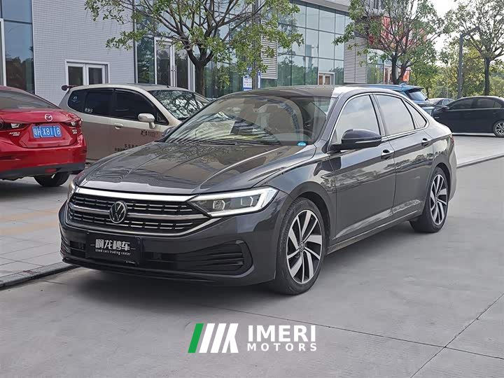 Volkswagen Sagitar 300TSI DSG Excellence Edition
