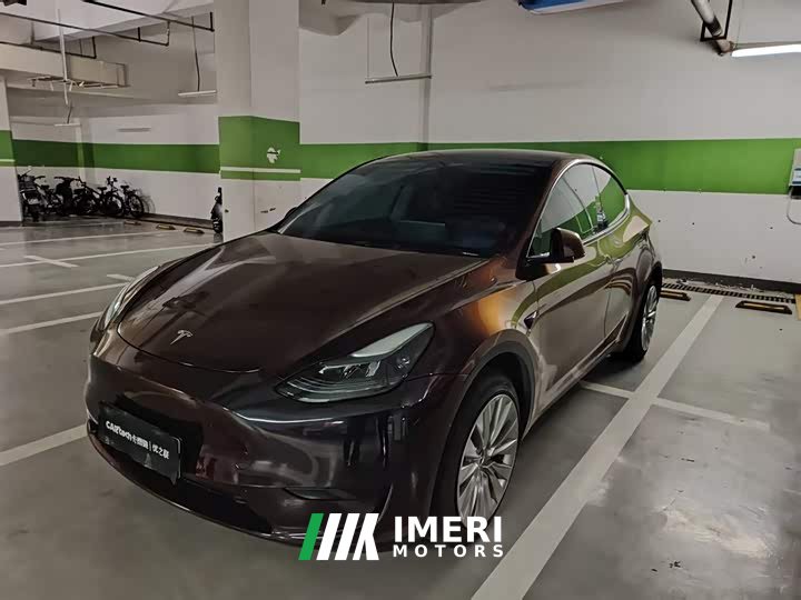 Tesla Model Y rear-wheel drive version