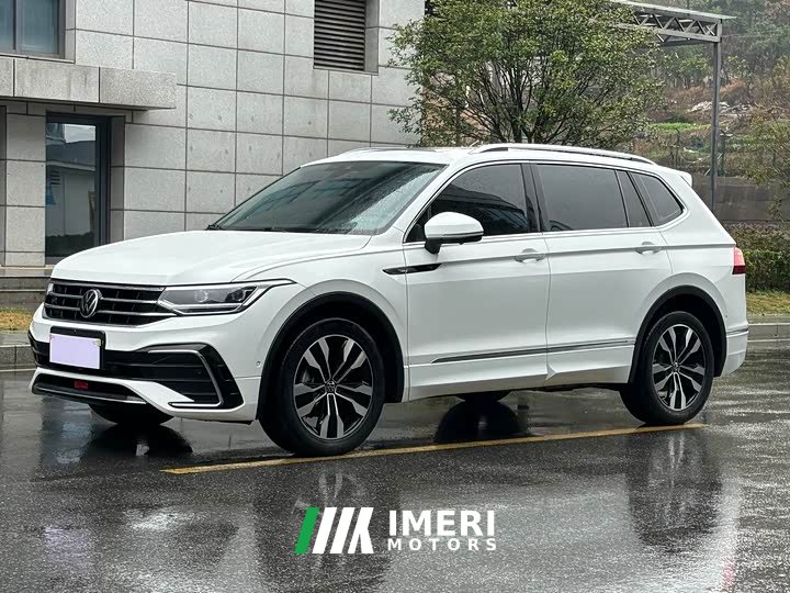 Volkswagen Tiguan L 330TSI automatic two-wheel drive R-Line version