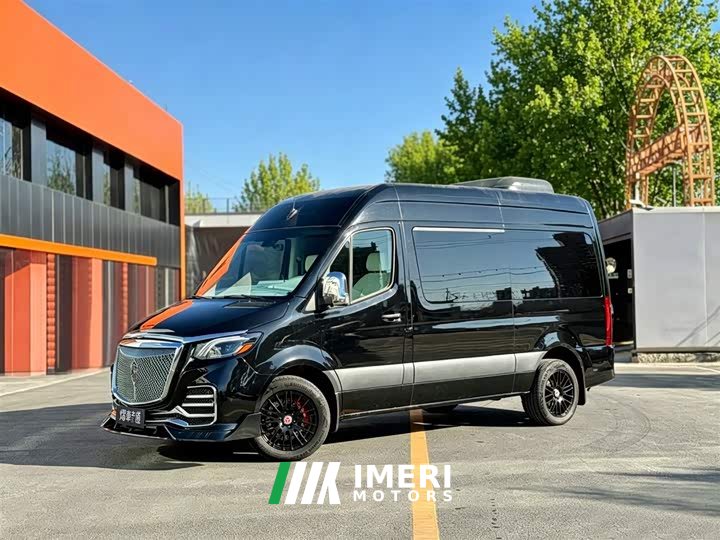 Mercedes-Benz Sprinter 2022 2.0L automatic