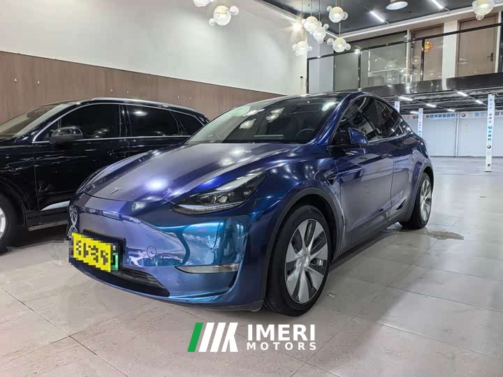 Tesla Model Y standard range rear-wheel drive version