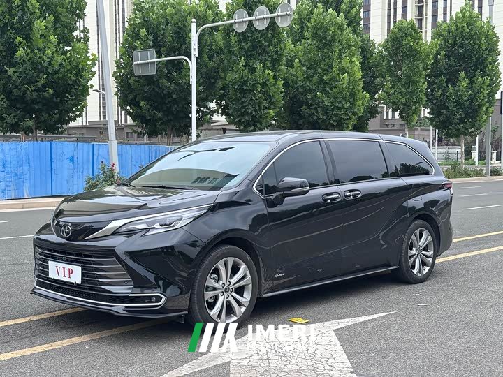 Toyota SIENNA 2024 2.5L Hybrid Premium Edition