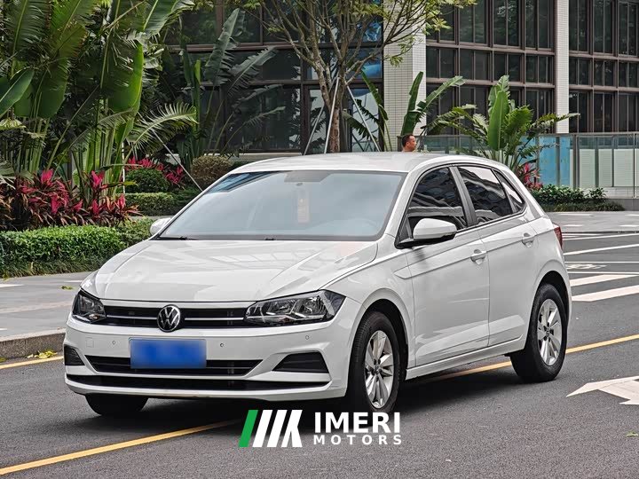 Volkswagen Polo facelift Plus 1.5L automatic indulgence version