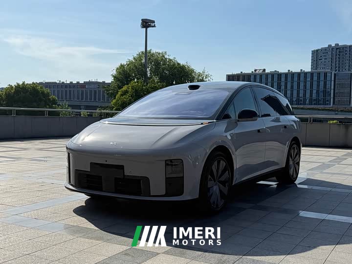 Li Auto Ideal i8 Standard Edition