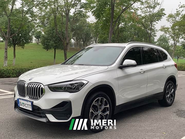 BMW X1 sDrive25Li Leading