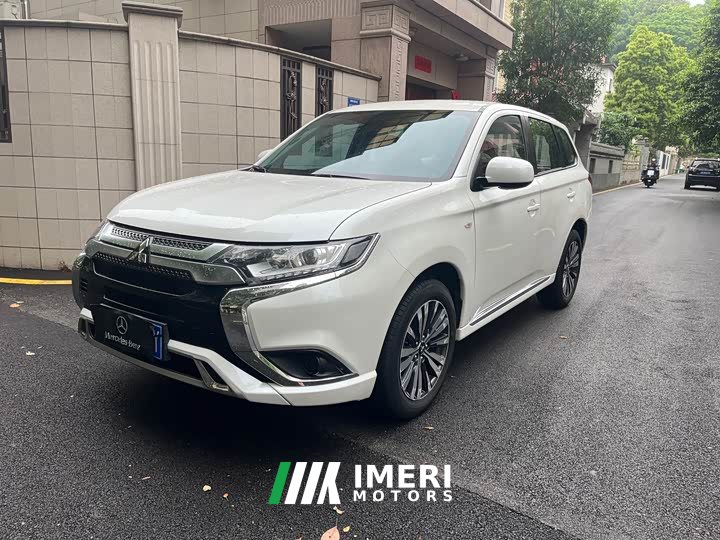 Mitsubishi Outlander 2021 2.0L 2WD Entry-Level 5-Seater
