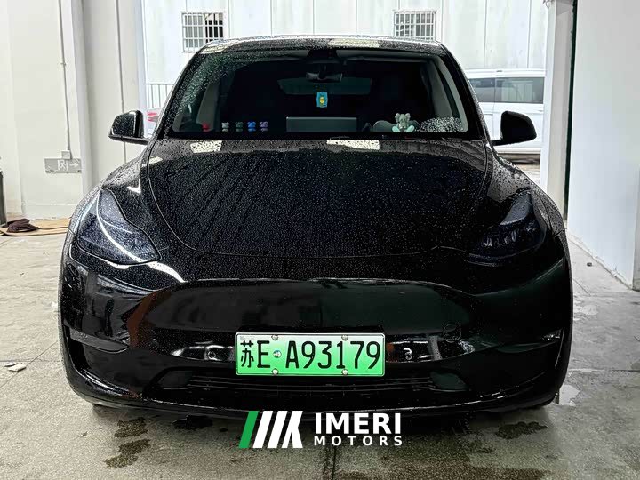Tesla Model Y standard range rear-wheel drive version