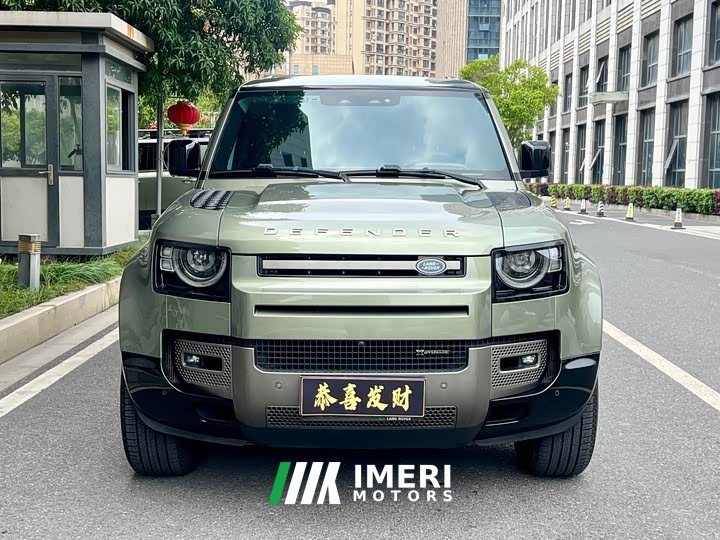 Land Rover Defender 110 P400 X-Dynamic HSE