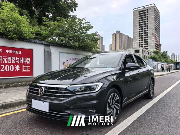 Volkswagen Sagitar 280TSI DSG transcendent version