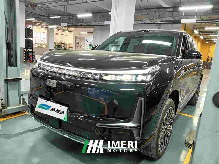 Geely Galaxy M9 210km AWD Pilot Edition
