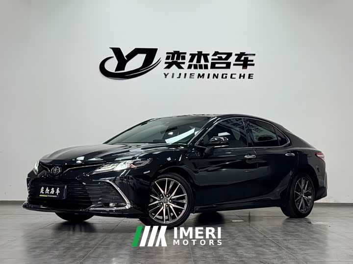 Toyota Camry 2021 2.5G Deluxe Edition