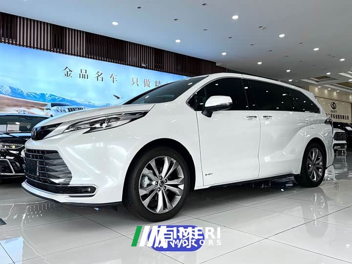 Toyota SIENNA 2024 2.5L Hybrid Premium Edition