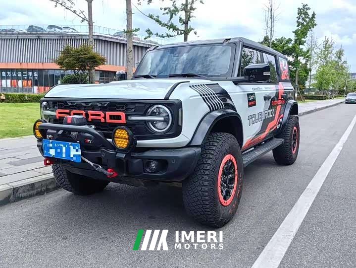 Ford Bronco 2024 2.3T Black Diamond