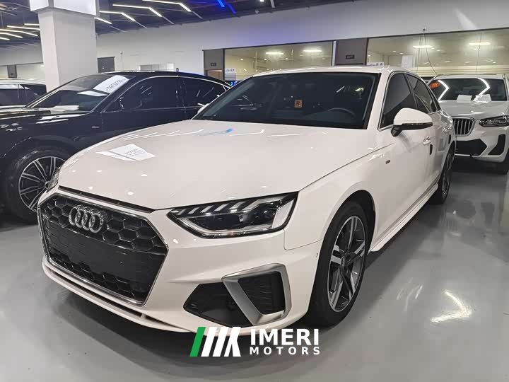 Audi A4L 2022 40 TFSI Fashionable and Dynamic