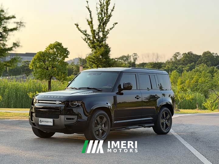 Land Rover Defender 110 3.0T P400 X-DYNAMIC HSE