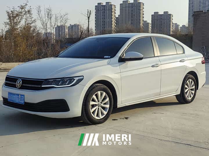 Volkswagen Bora 1.5L automatic fashion smart connected version