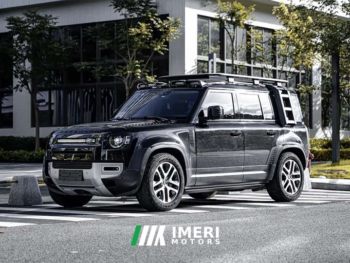 Land Rover Defender 110 P400 Dark Special Edition