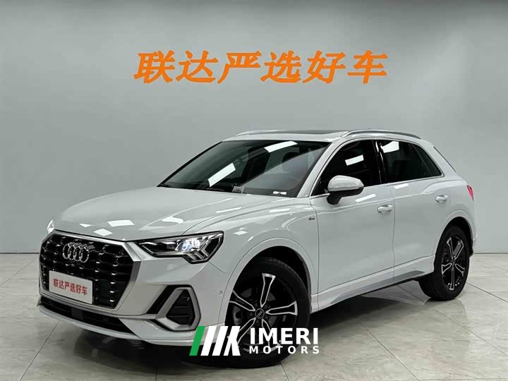 Audi Q3 35 TFSI Fashionable and Dynamic