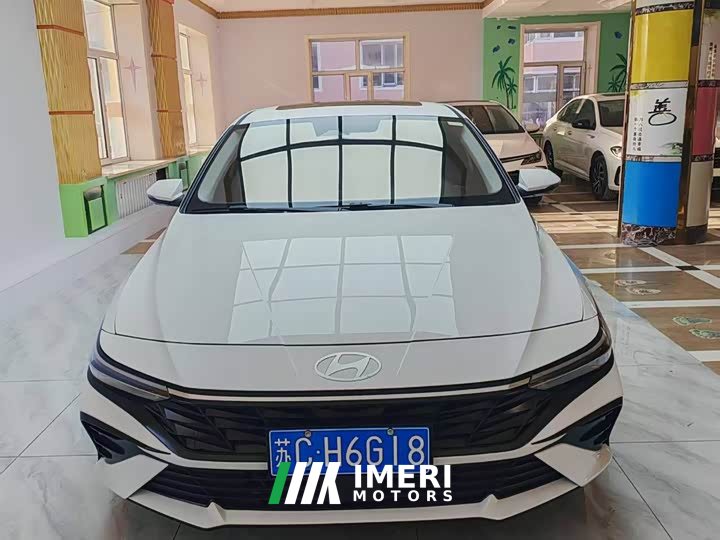 Lexus Elantra 1.5L CVT LUX