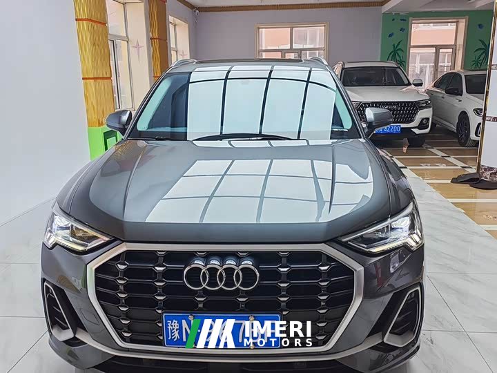Audi Q3 2022 35 TFSI Fashionable and Dynamic
