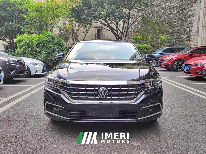 Volkswagen Passat 330TSI Elite Edition