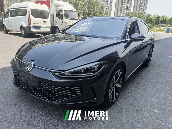 Volkswagen Lamando L 280TSI DSG Cool-La Edition