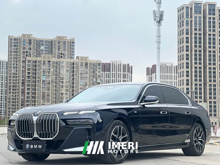 BMW 7 Series 2023 735Li M Sports Package
