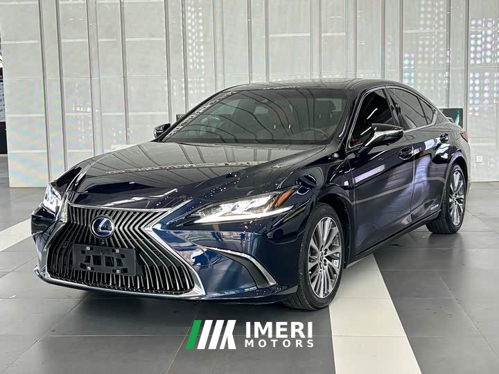 Lexus ES 300h Exclusive Edition