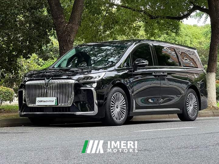 Voyah Lantu Dreamer PHEV four-wheel drive premium Kunpeng version