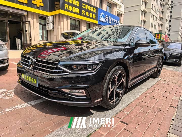 Volkswagen Magotan 2023 2 Million Edition 330TSI DSG Luxury