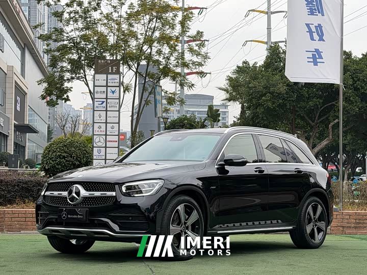 Mercedes-Benz GLC 2022 Facelift GLC 300 L 4MATIC Dynamic Collector's Edition