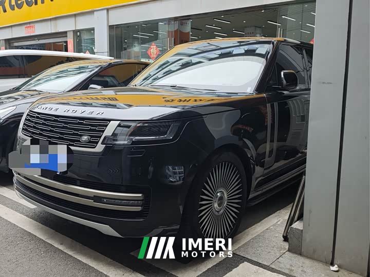 Land Rover Range Rover Year Facelift 3.0 L6 400PS HSE Long Wheelbase