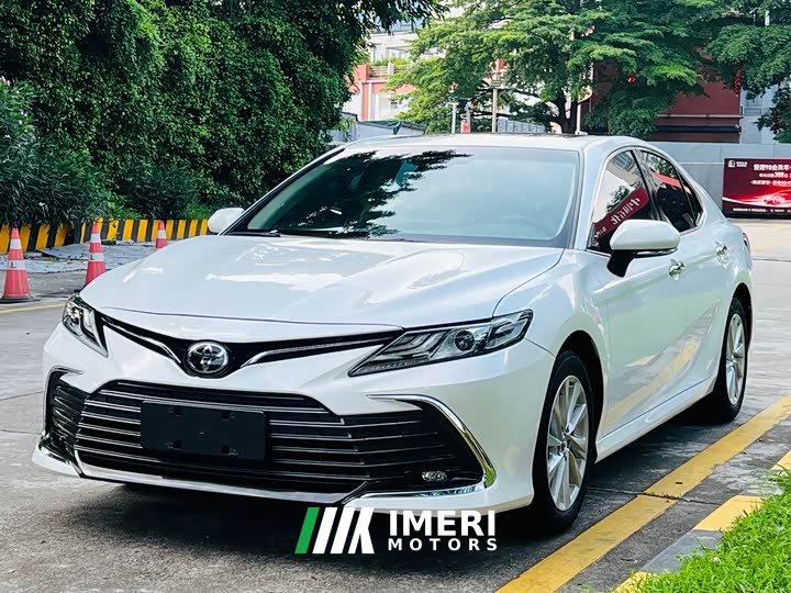 Toyota Camry 2.0G Luxury Edition