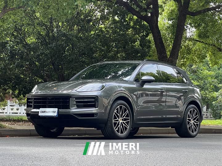 Porsche 2024 Porsche Cayenne 3.0T