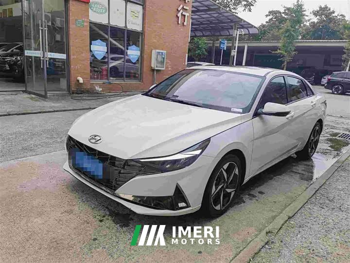 Lexus Elantra 2022 240TGDi DCT LUX Premium Edition