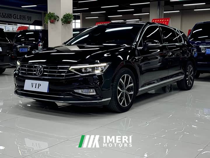 Volkswagen Magotan 330TSI DSG 30th Anniversary Edition