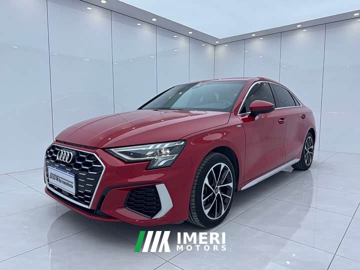 Audi A3 A3L Limousine 35 TFSI Enterprising and Elegant