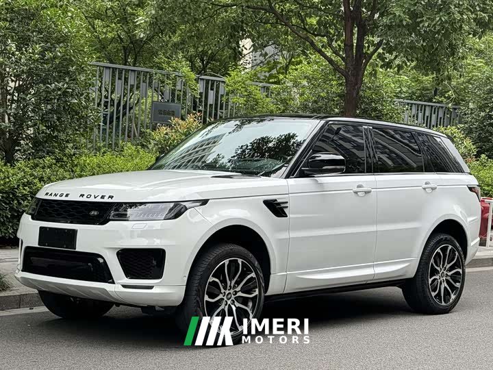 Land Rover Range Rover Sport 3.0 L6 Black Edition