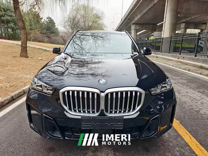 BMW X5 facelift xDrive 40Li M Sports Night Package