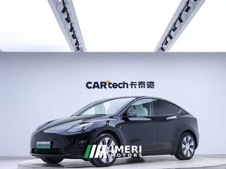 Tesla Model Y standard range rear-wheel drive version